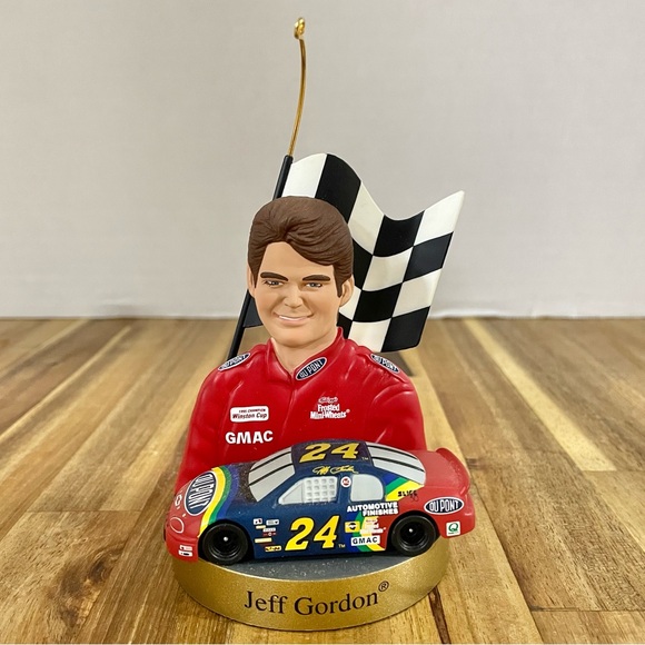 Vintage Hallmark Jeff Gordon Handcrafted Christmas Ornament 1997 in Box - Picture 3 of 12